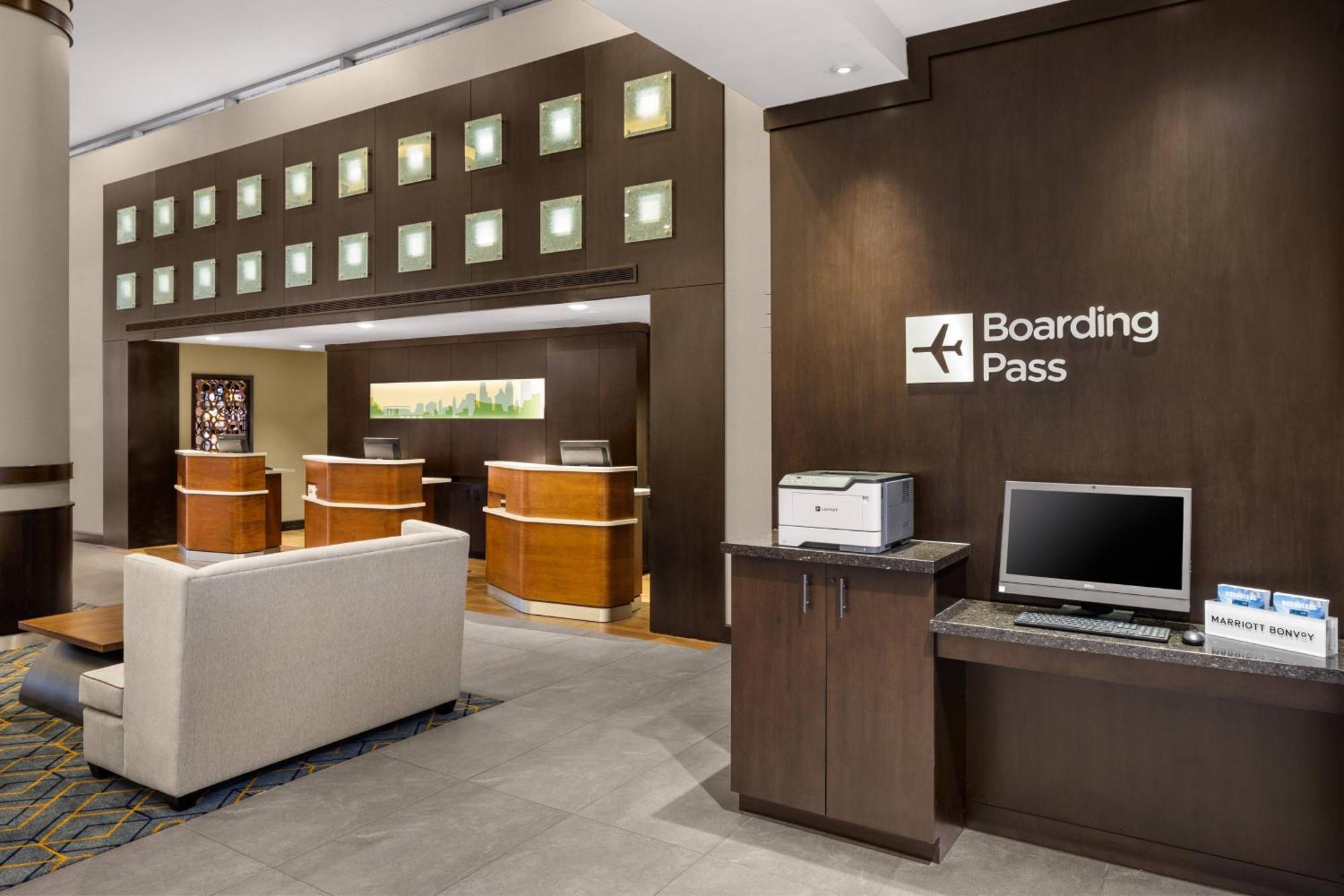 Courtyard By Marriott Minneapolis Downtown Exterior photo