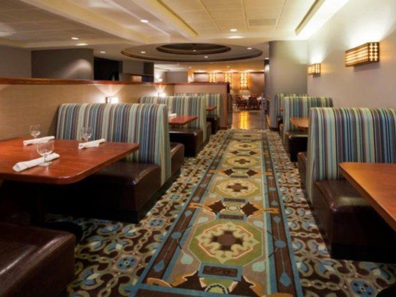 Courtyard By Marriott Minneapolis Downtown Exterior photo